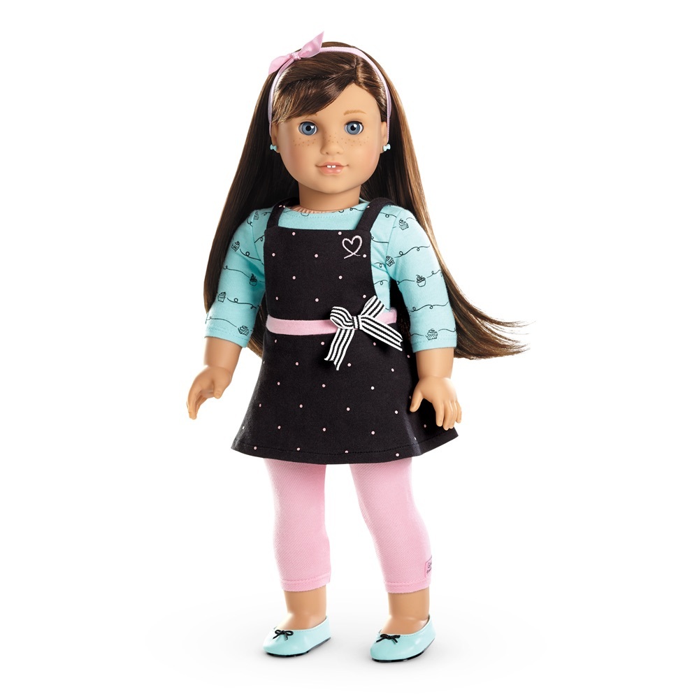American Girl GOTY Grace’s Baking Outfit - NEW. Cute baking outfit for 18” dolls